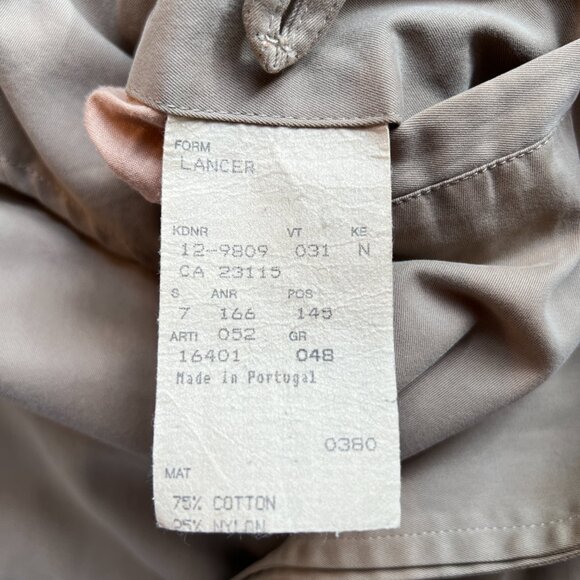 Vintage Hugo Boss trenchcoat, size M - Picture 8 of 9